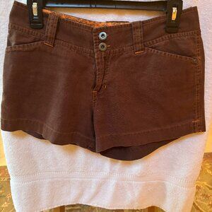 Z UNIVERSE WOMEN'S SHORTS - SIZE 5